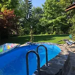 Family House Zbilje *