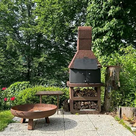 別荘 Family House Zbilje リュブリャナ