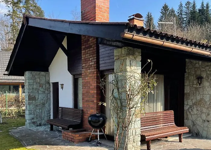 بيت للعطل Family House Zbilje *