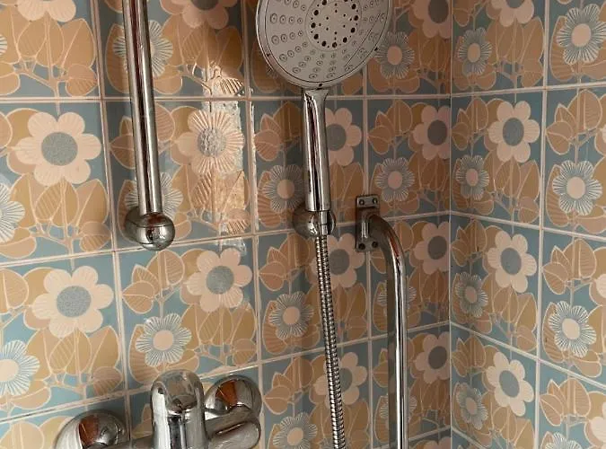 Family House Zbilje بيت للعطل *